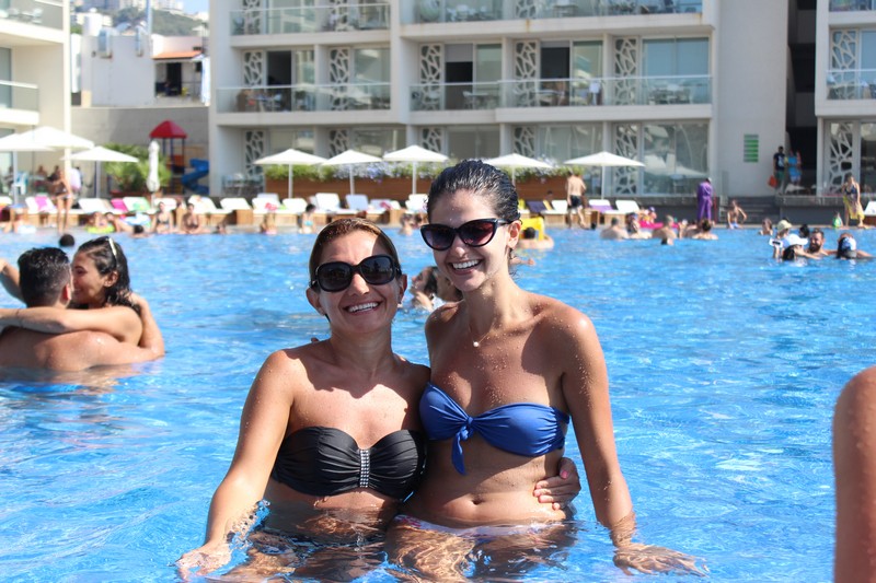 Sunday Pool Party at Whitelace